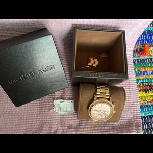 Rose gold Micheal kors watch!